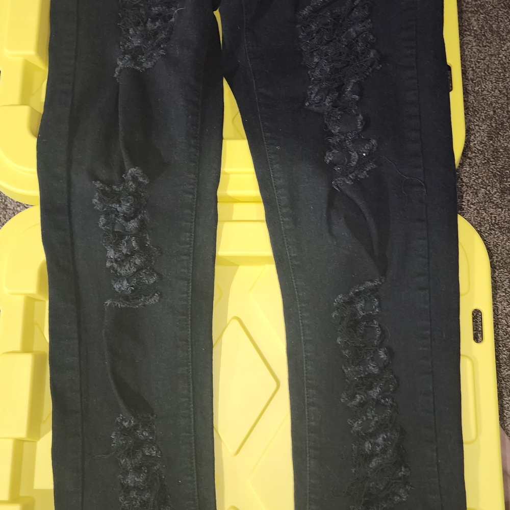 Stylish Black Distressed  Jeans